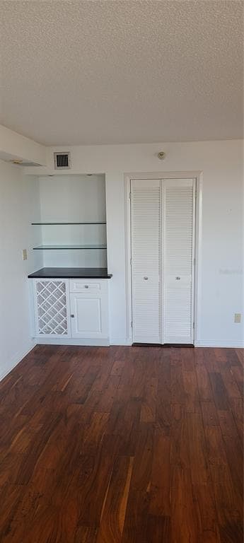 5950 PELICAN BAY Plaza Unit PH-1B, Street PETERSBURG, FL 33707 photo 4