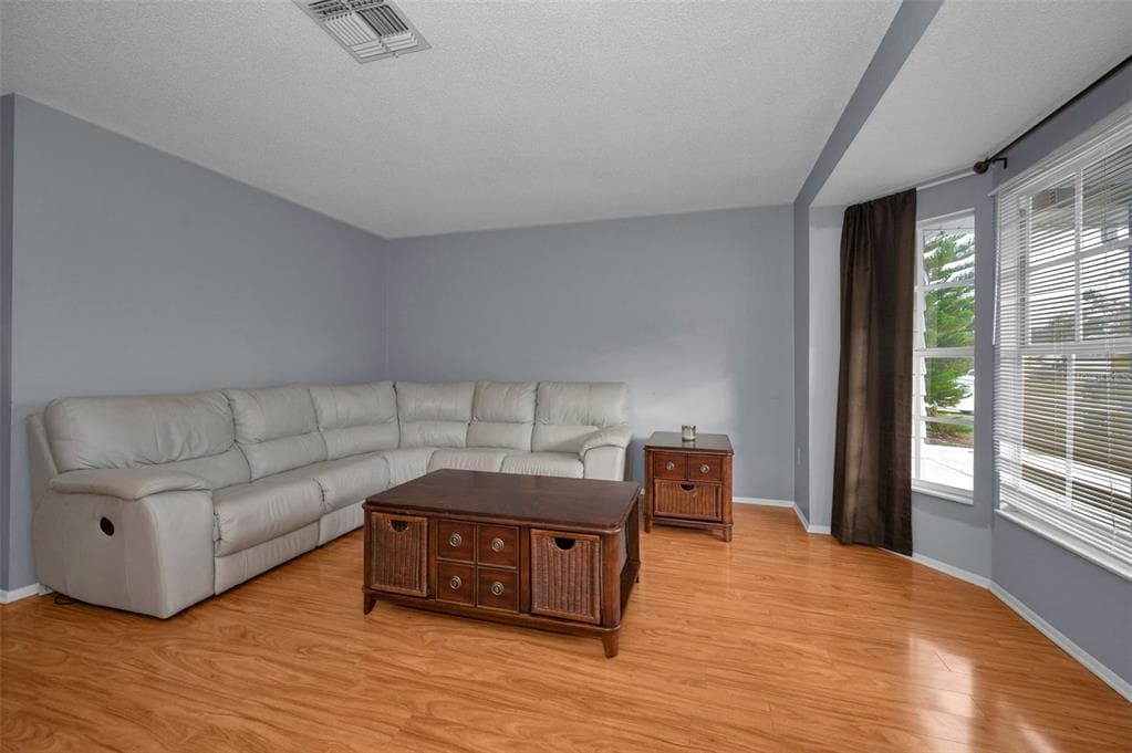 8519 GUM TREE AVENUE, NEW PORT RICHEY, FL 34653 photo 3