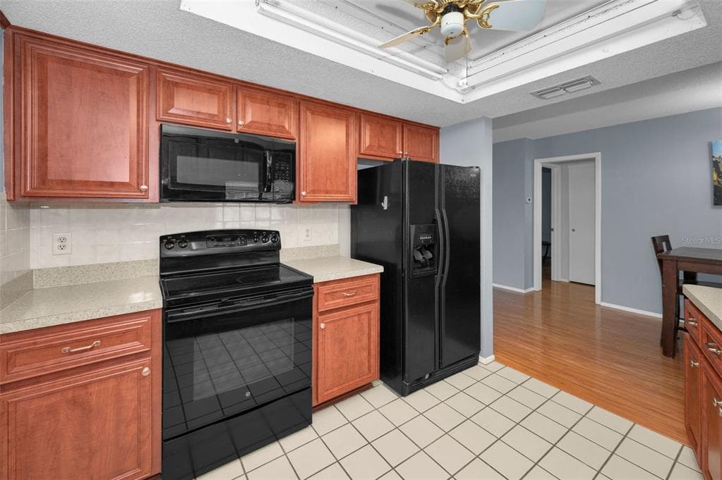 8519 GUM TREE AVENUE, NEW PORT RICHEY, FL 34653 photo 4