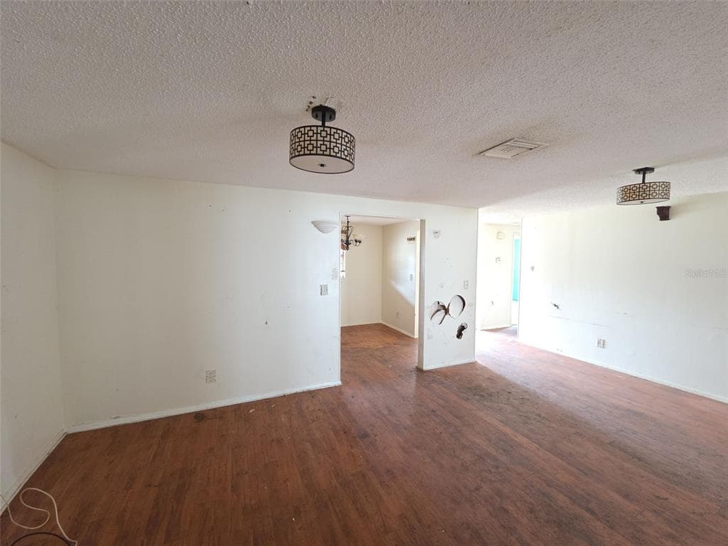 7441 1ST STREET, Street PETERSBURG, FL 33702 photo 5