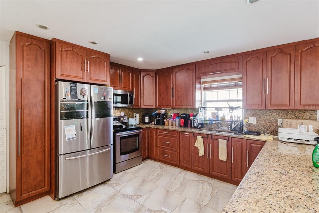 104 DRUID HILLS ROAD, TEMPLE TERRACE, FL 33617 photo 3