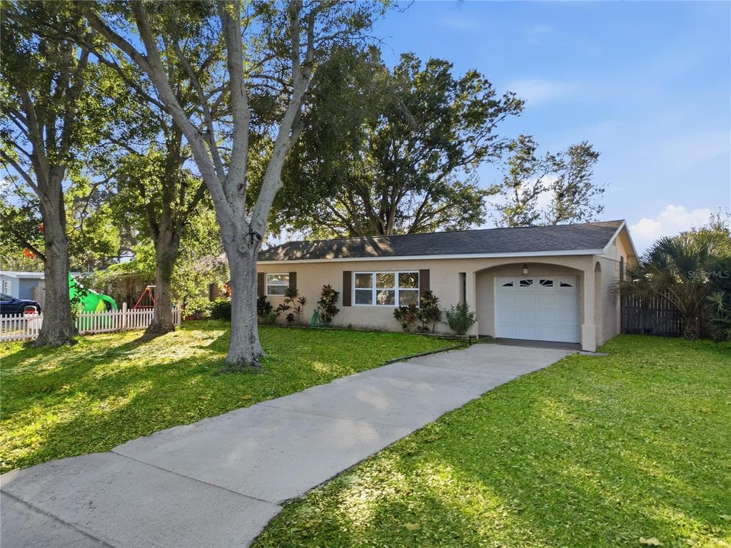 10664 104TH STREET, LARGO, FL 33773 photo 2