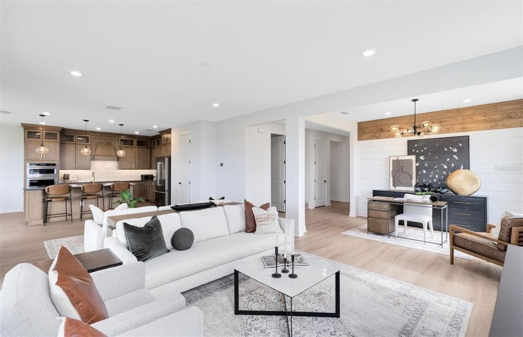 9821 AUTUMN RIDGE AVENUE, RIVERVIEW, FL 33578 photo 4