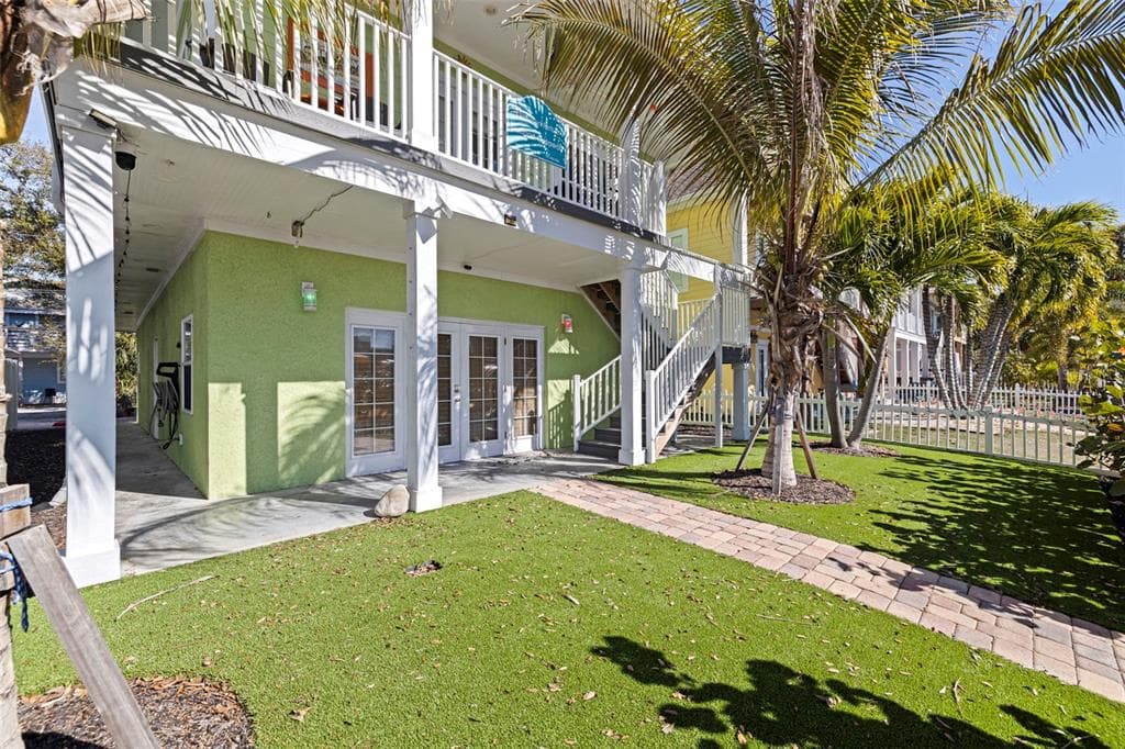 5429 ESSEX Avenue, GULFPORT, FL 33707 photo 5