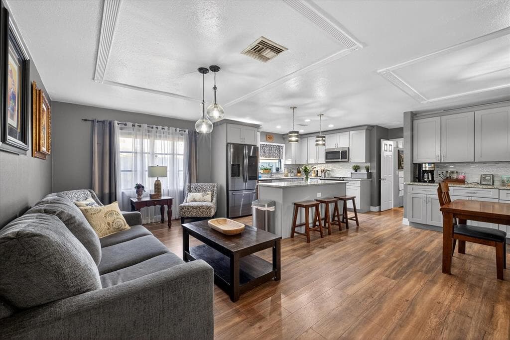 8021 CEDAR RUN DRIVE, PORT RICHEY, FL 34668 photo 3