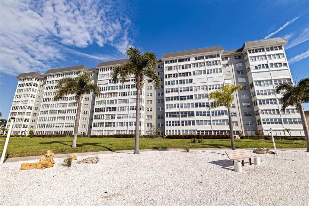 5108 BRITTANY DRIVE Unit 1005, Street PETERSBURG, FL 33715 photo 2