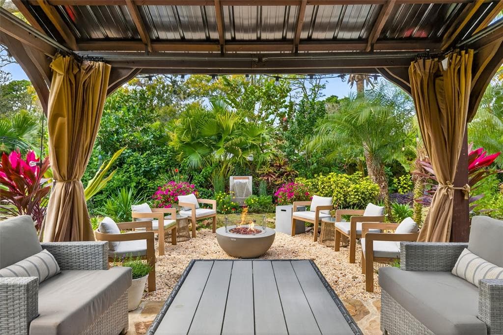 1936 COFFEE POT BOULEVARD, Street PETERSBURG, FL 33704 photo 4