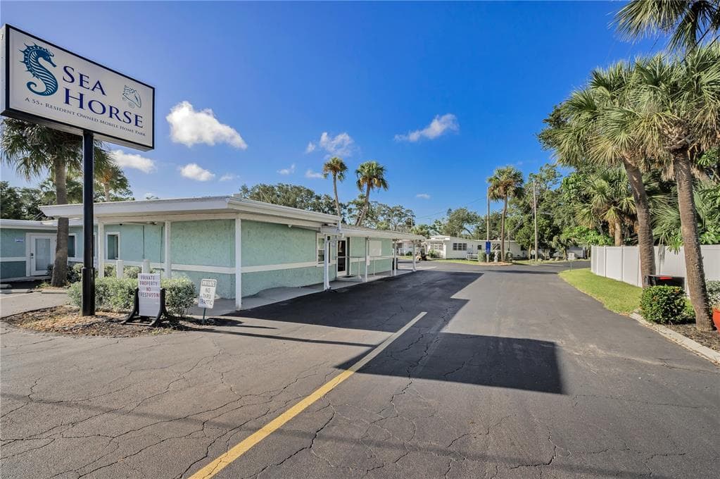 8630 42 ND PLACE, Unit# 14, ST PETERSBURG, FL, 33709 photo 4