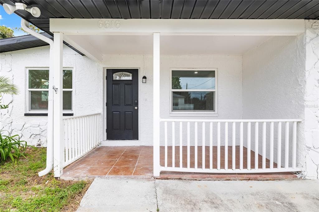 6616 MASCOTTE Street, TAMPA, FL 33616 photo 2