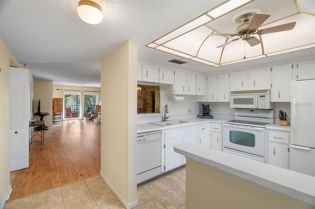 871 NY Avenue Unit 307, DUNEDIN, FL 34698 photo 5