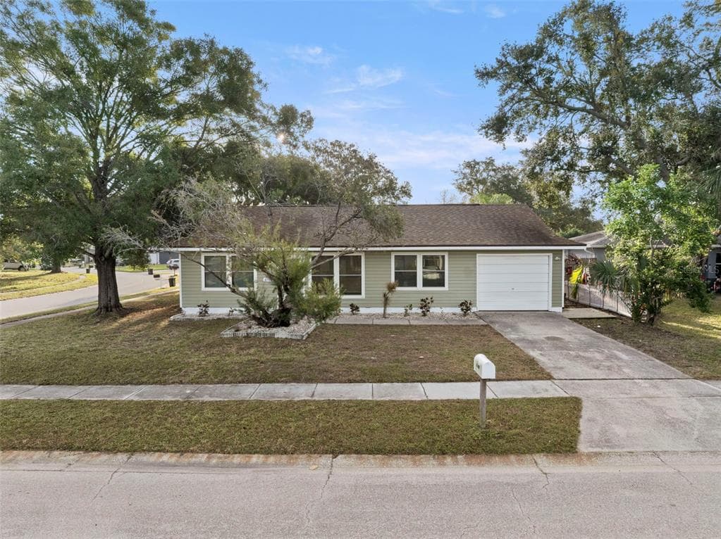6500 BRIAR RIDGE COURT, PINELLAS PARK, FL 33782