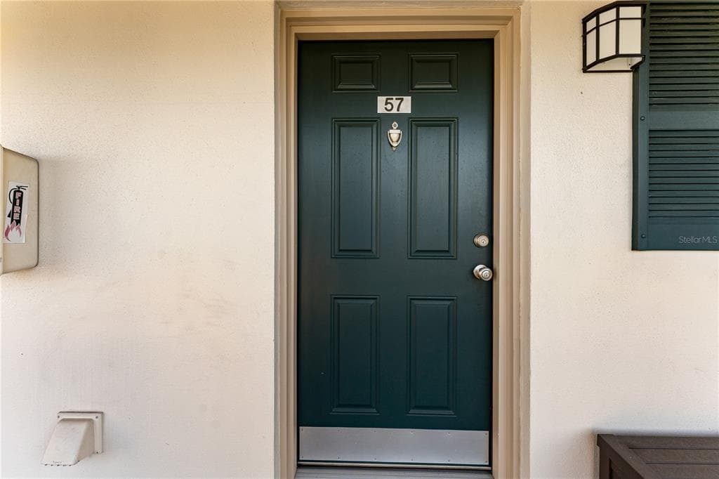 10316 CARROLLWOOD COURT Unit 57, TAMPA, FL 33618 photo 2