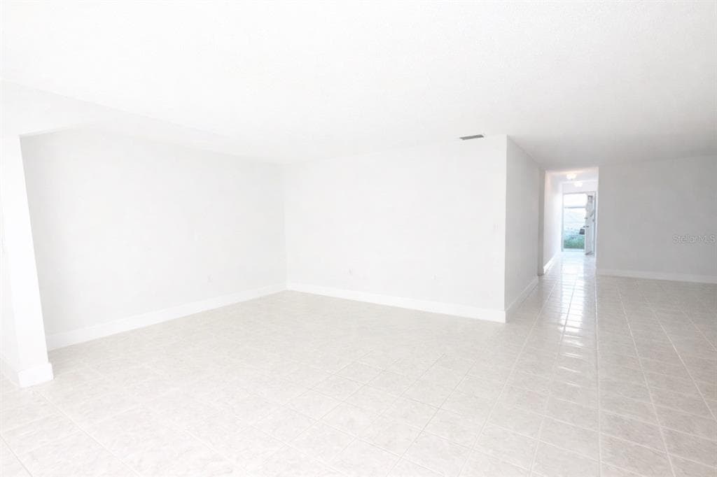 3018 59TH Street Unit 111, GULFPORT, FL 33707 photo 5