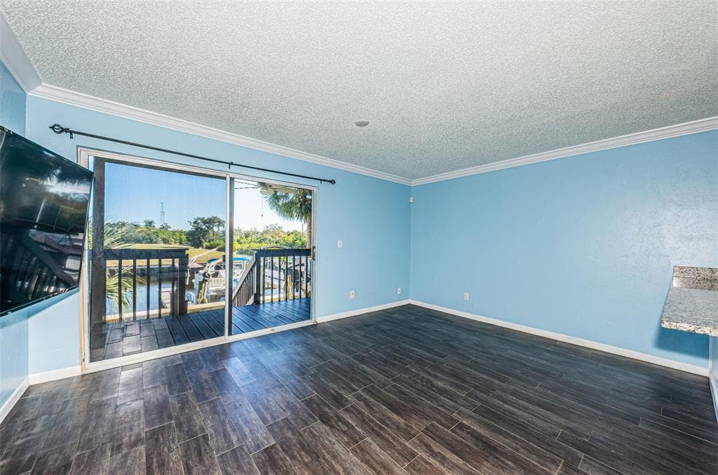 200 MERES Boulevard Unit 21, TARPON SPRINGS, FL 34689 photo 5