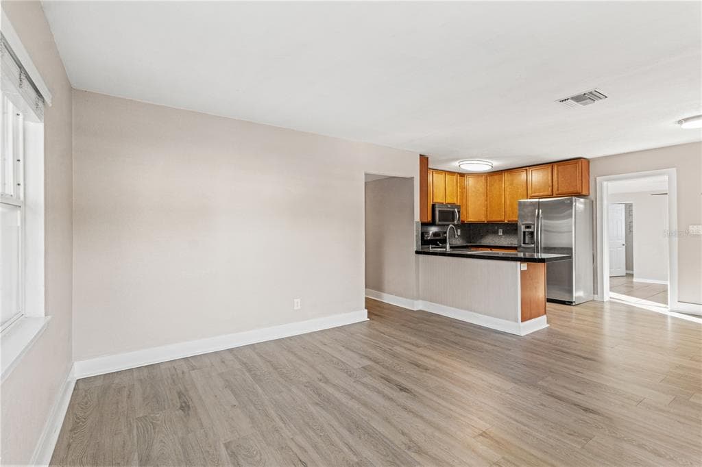 6903 TRAVIS BOULEVARD, TAMPA, FL 33610 photo 5