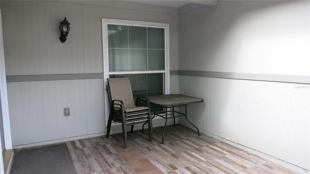 7432 OAKVISTA CIRCLE, TAMPA, FL 33634 photo 4