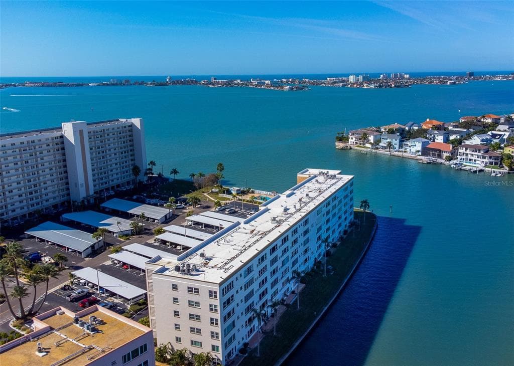 6075 SHORE BOULEVARD Unit 503, GULFPORT, FL 33707 photo 2