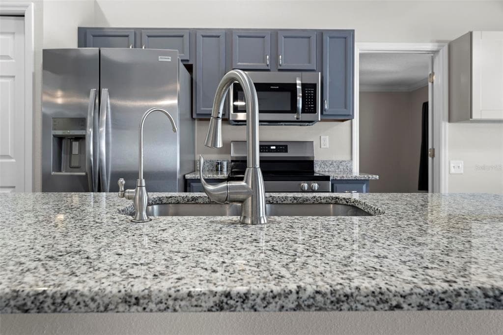 8155 GIFFEN LANE, SPRING HILL, FL 34608 photo 4