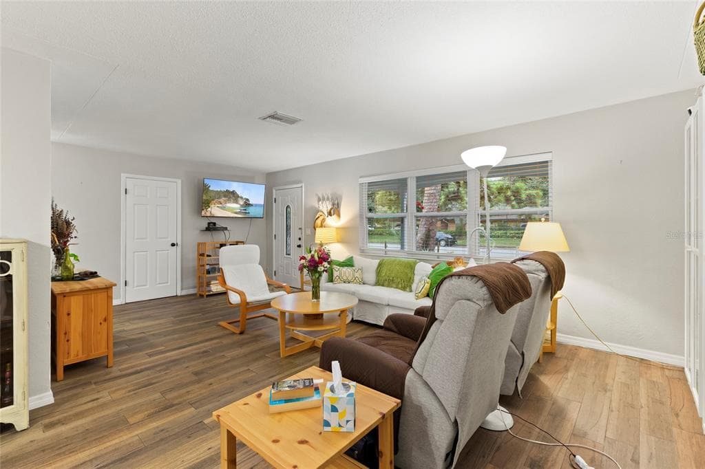 1053 66TH AVENUE, Street PETERSBURG, FL 33705 photo 3