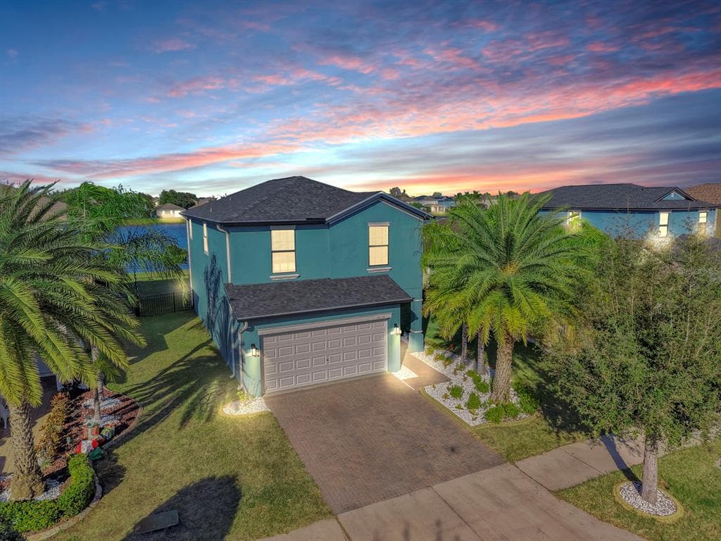 10136 NEWMINSTER Loop, RUSKIN, FL 33573 photo 2