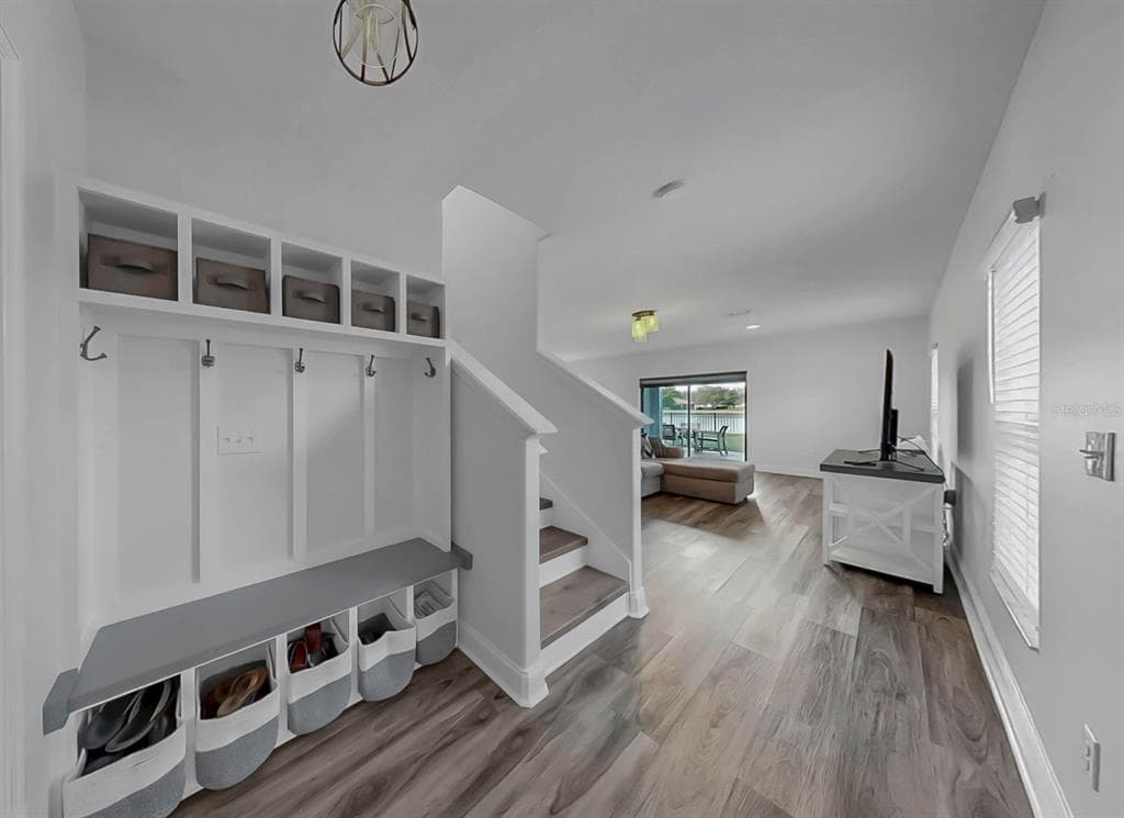 10136 NEWMINSTER Loop, RUSKIN, FL 33573 photo 4