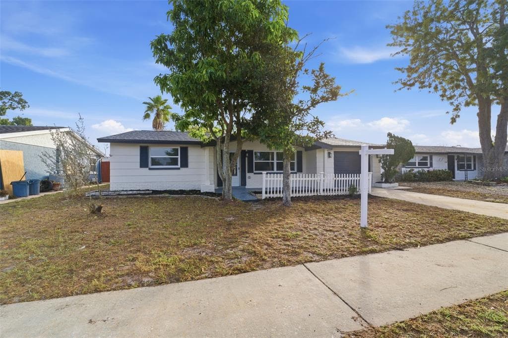 1200 GRAND Boulevard, HOLIDAY, FL 34690