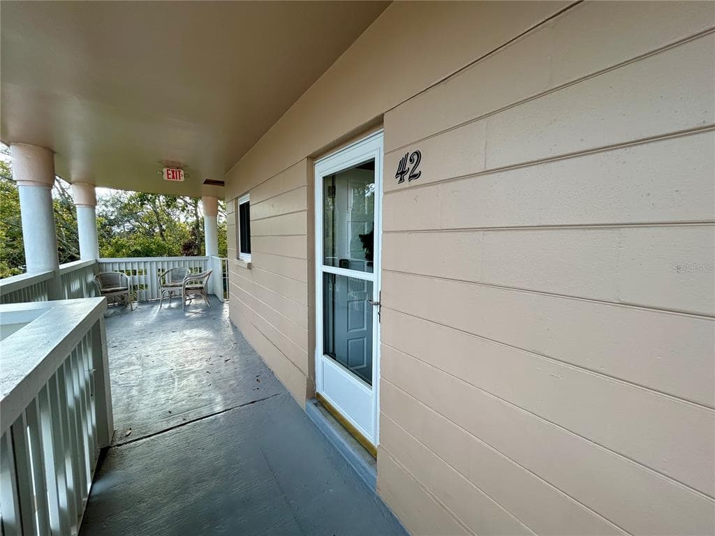 2436 RHODESIAN DRIVE Unit 42, CLEARWATER, FL 33763 photo 3