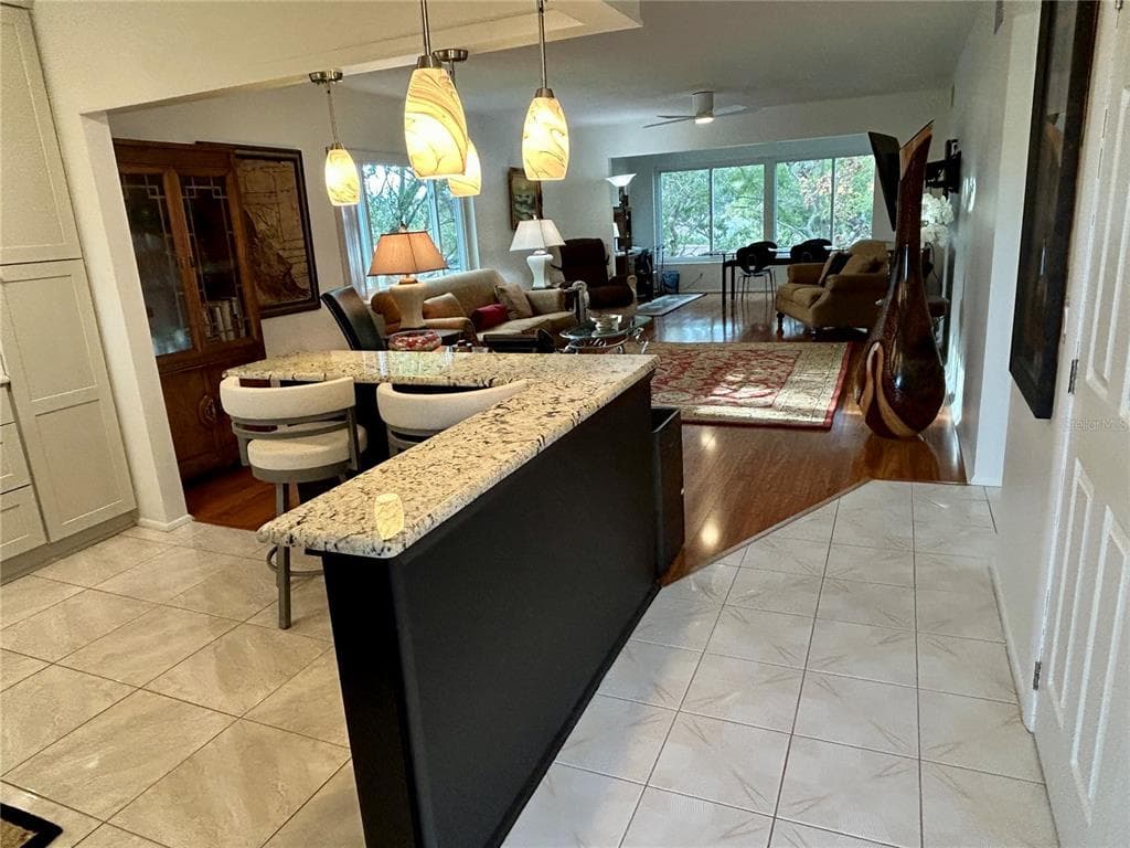 2436 RHODESIAN DRIVE Unit 42, CLEARWATER, FL 33763 photo 4