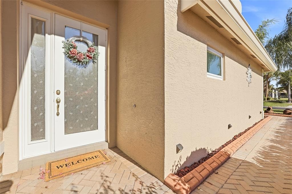 15767 CRYSTAL WATERS DRIVE, WIMAUMA, FL 33598 photo 3