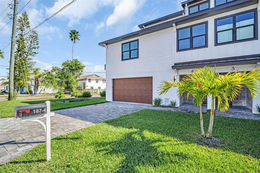 187 145TH AVENUE, Unit# 4, ST PETERSBURG, FL, 33708 photo 2