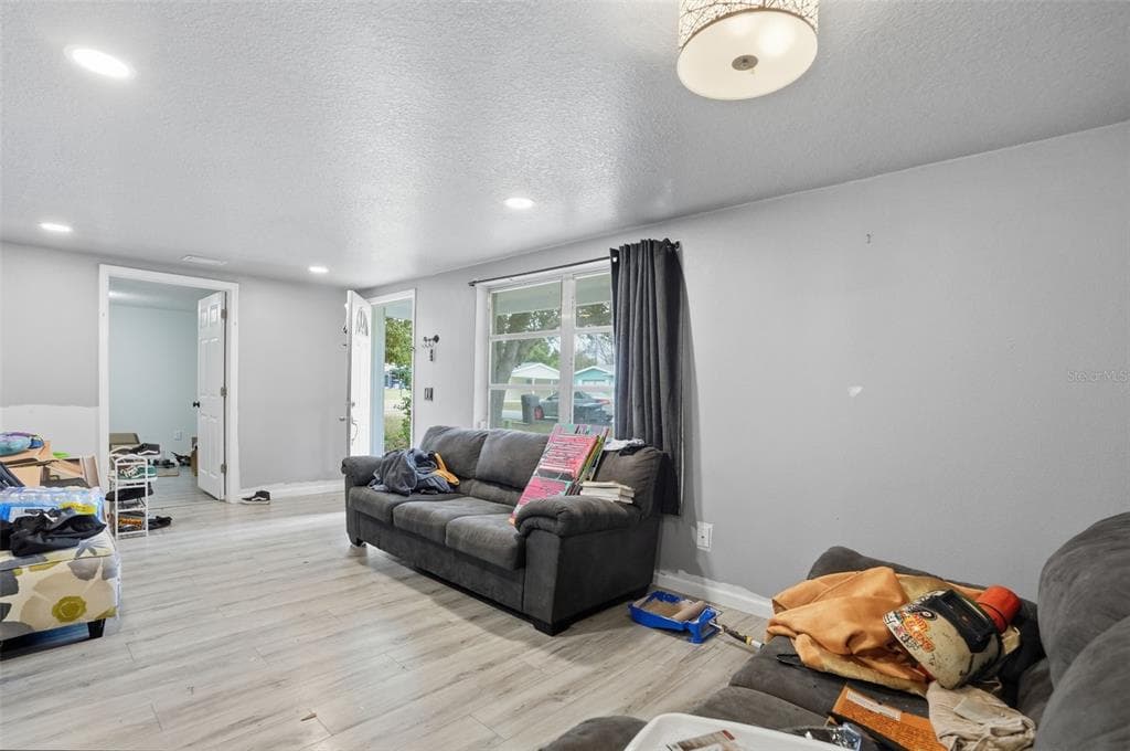 22 MELBOURNE STREET, BEVERLY HILLS, FL 34465 photo 3