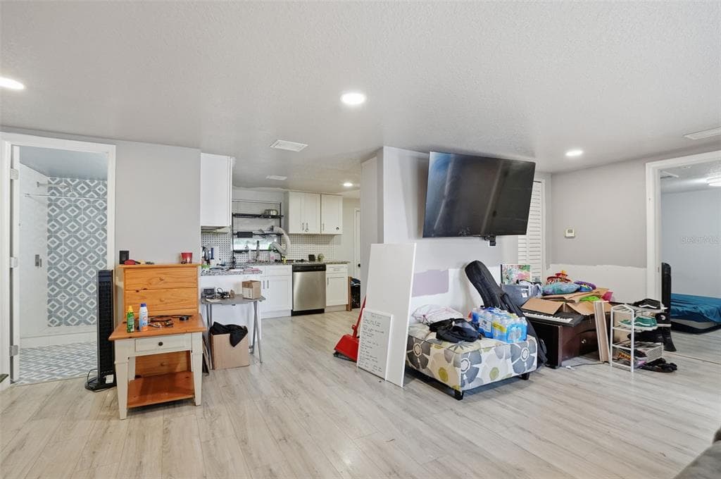 22 MELBOURNE STREET, BEVERLY HILLS, FL 34465 photo 4