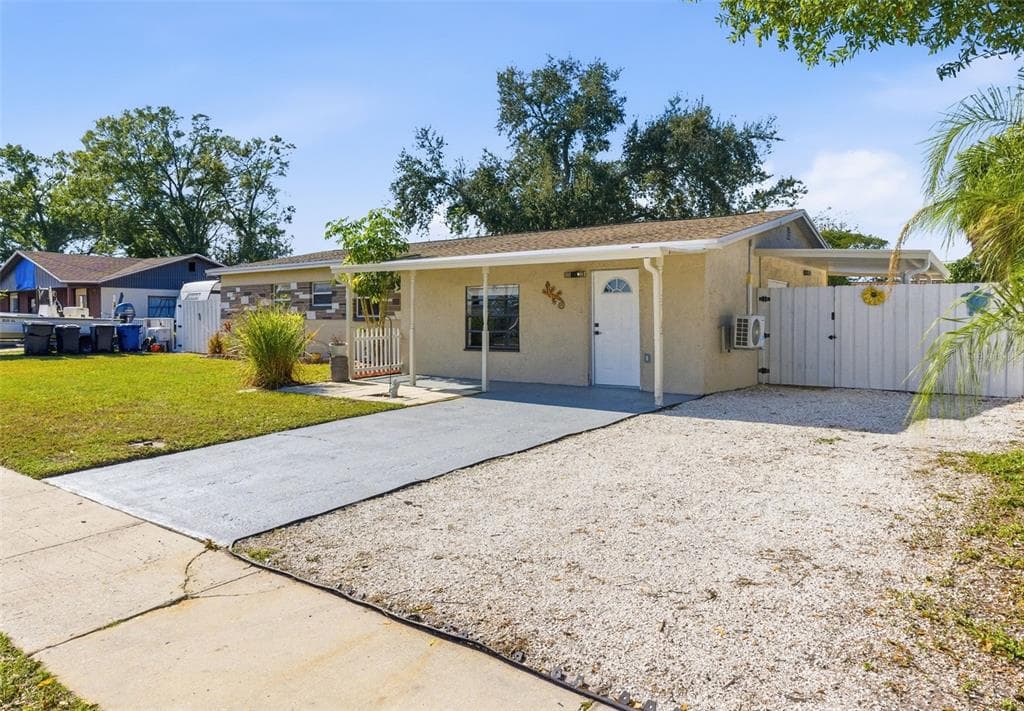 318 COUNTRY CLUB DRIVE, OLDSMAR, FL 34677 photo 3