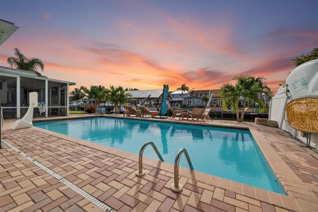 8718 PALISADES DRIVE, TAMPA, FL 33615 photo 2