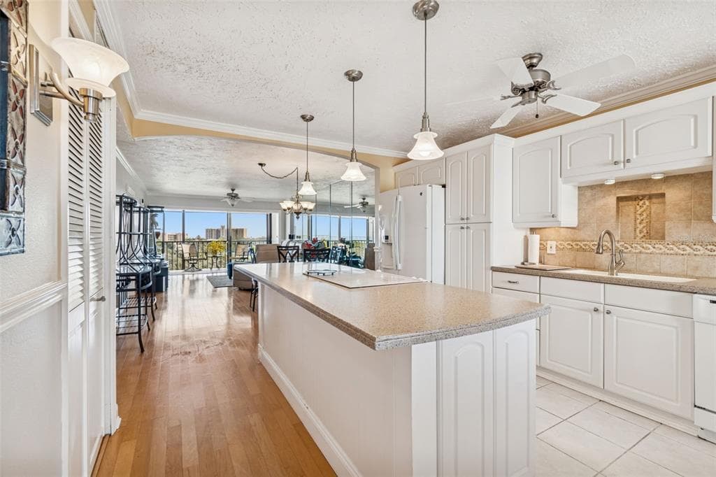 3400 COVE CAY DRIVE Unit 7H, CLEARWATER, FL 33760 photo 5