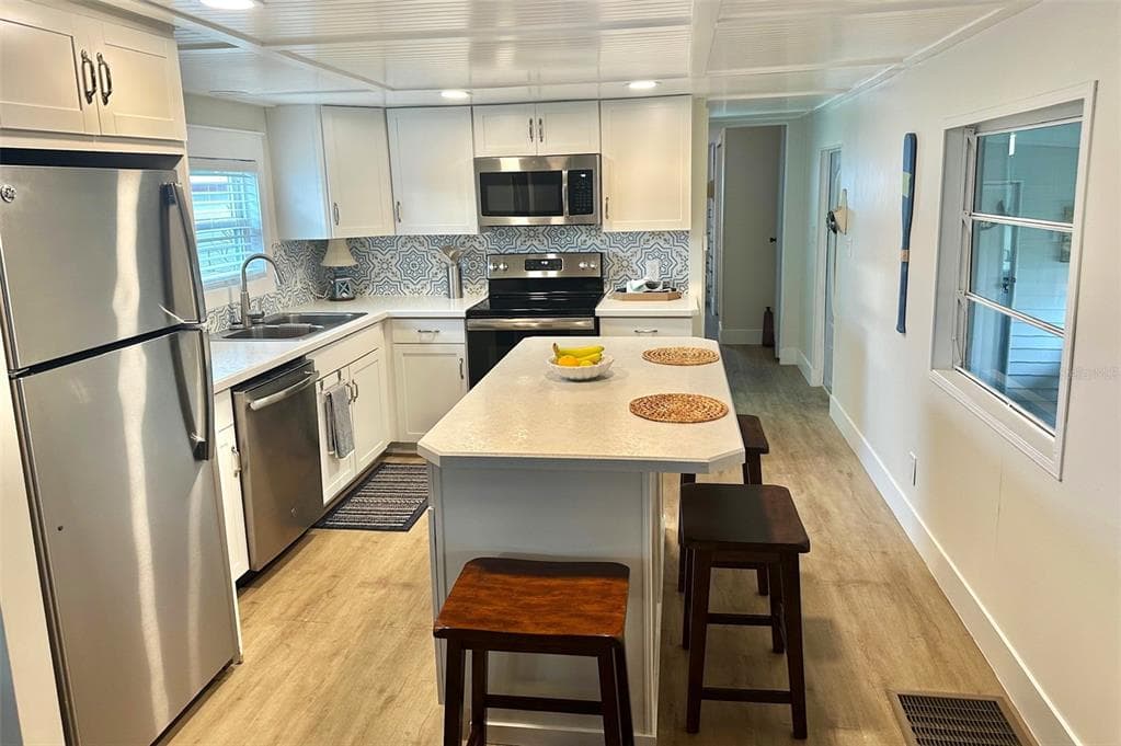 9790 66TH STREET, PINELLAS PARK, FL 33782 photo 3