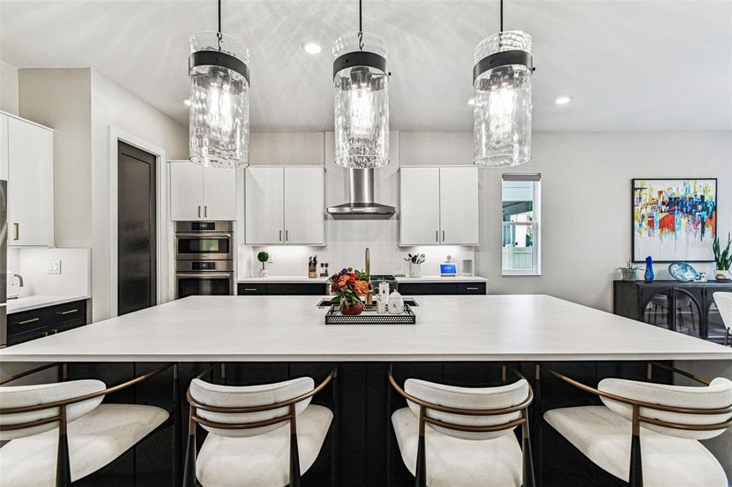 3704 LYNWOOD, TAMPA, FL 33611 photo 2