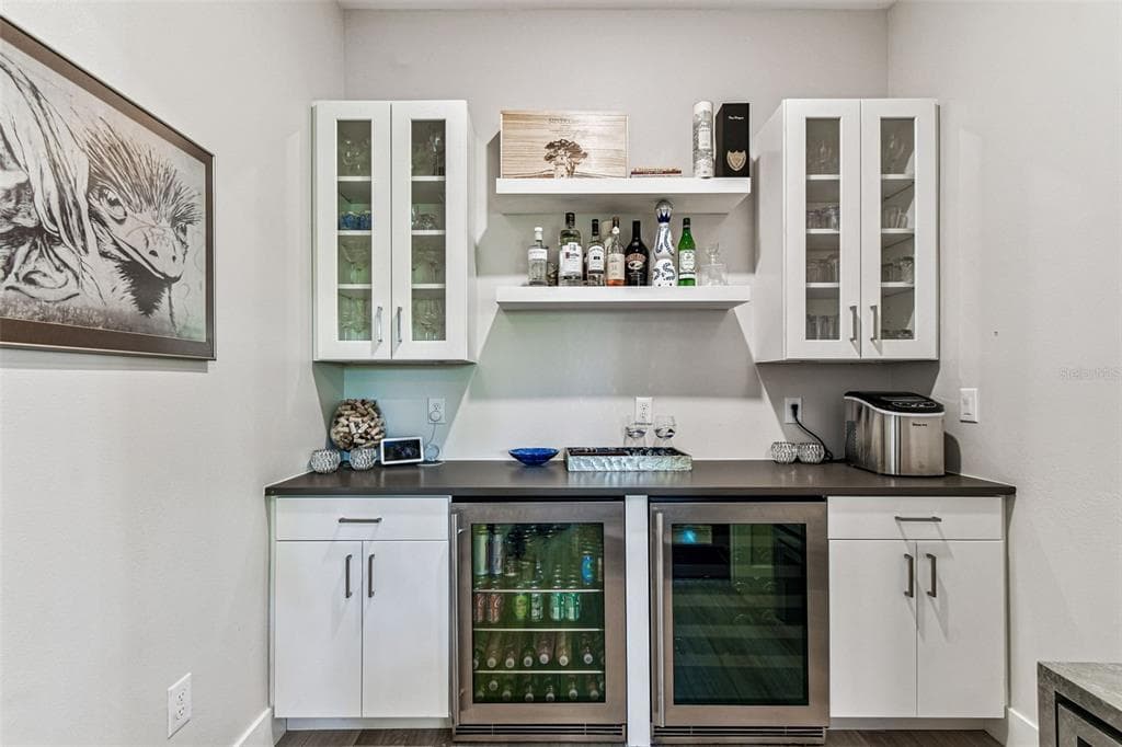 3704 LYNWOOD, TAMPA, FL 33611 photo 4