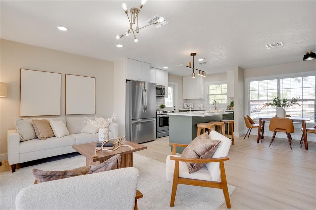 1132 76TH AVENUE, Street PETERSBURG, FL 33702 photo 4