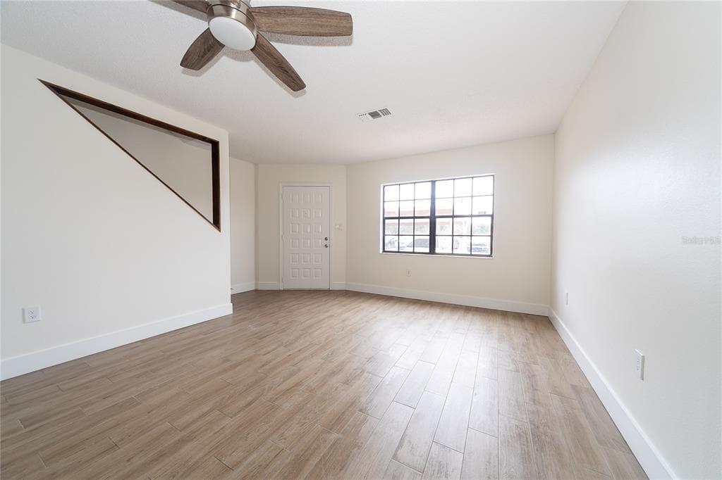 8557 PILGRIM Court, NEW PORT RICHEY, FL 34653 photo 5