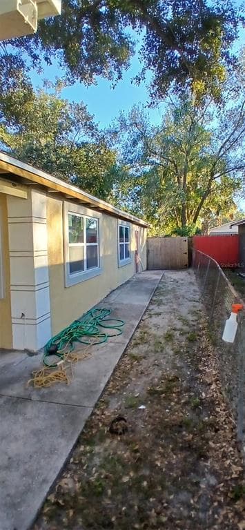 4015 HENRY Avenue, TAMPA, FL 33610 photo 3