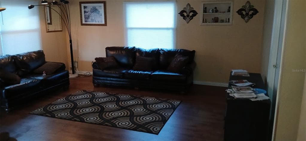 4015 HENRY Avenue, TAMPA, FL 33610 photo 5