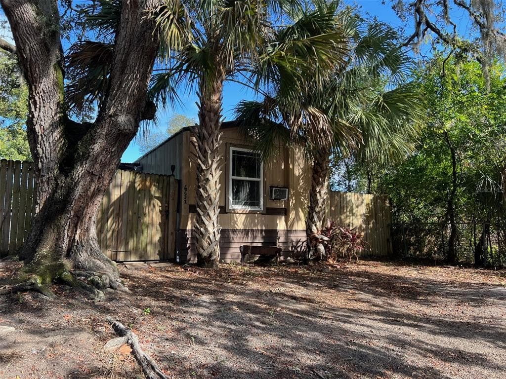 6631 CELESTE LANE, NEW PORT RICHEY, FL 34653 photo 2