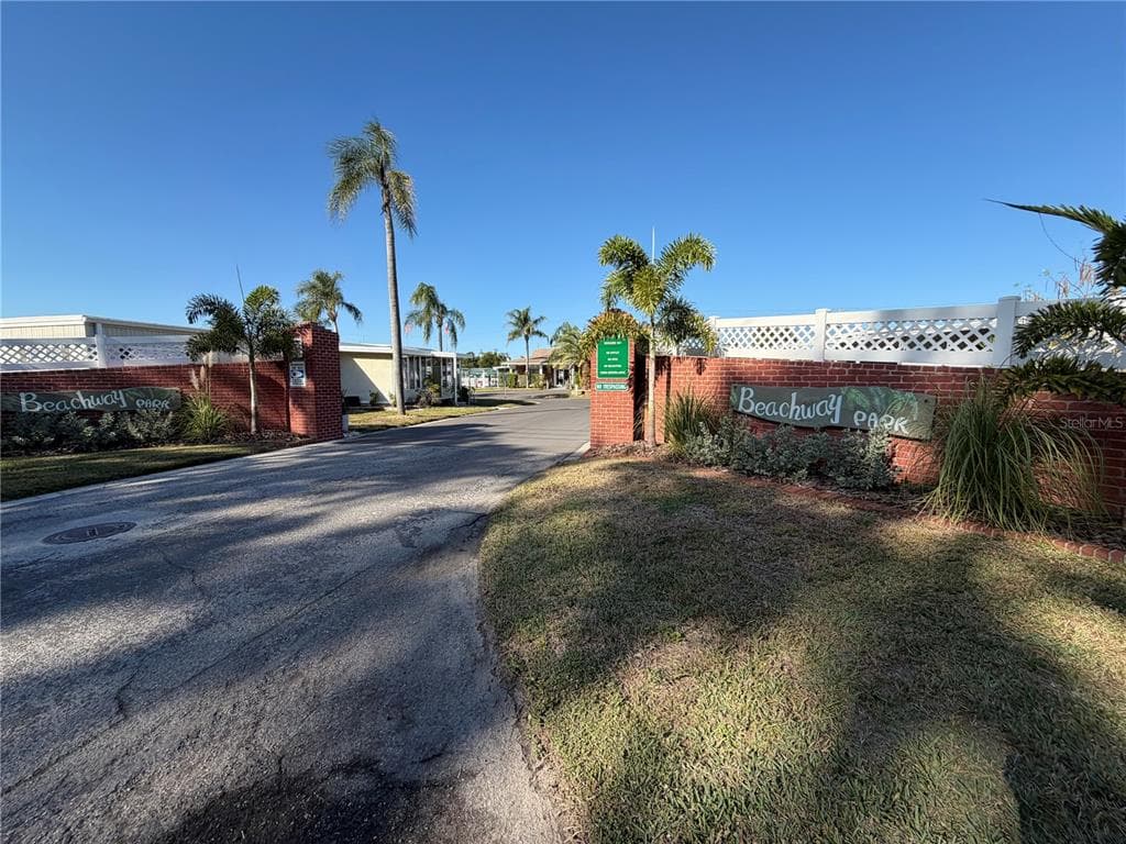 5494 FAIRFIELD AVENUE Unit 9, GULFPORT, FL 33707 photo 2