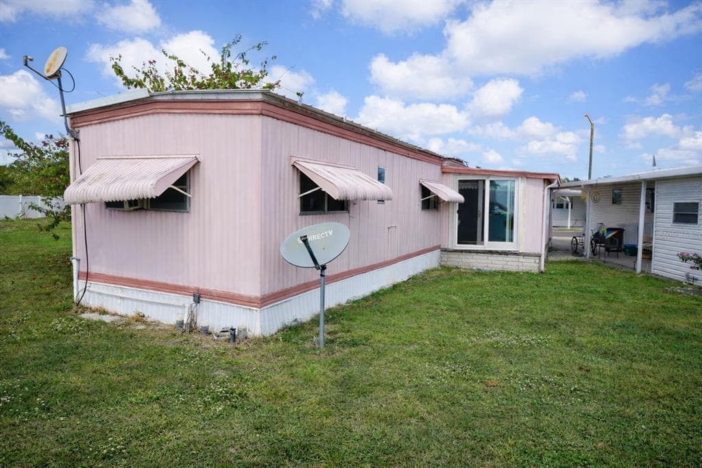 5494 FAIRFIELD AVENUE Unit 9, GULFPORT, FL 33707 photo 3