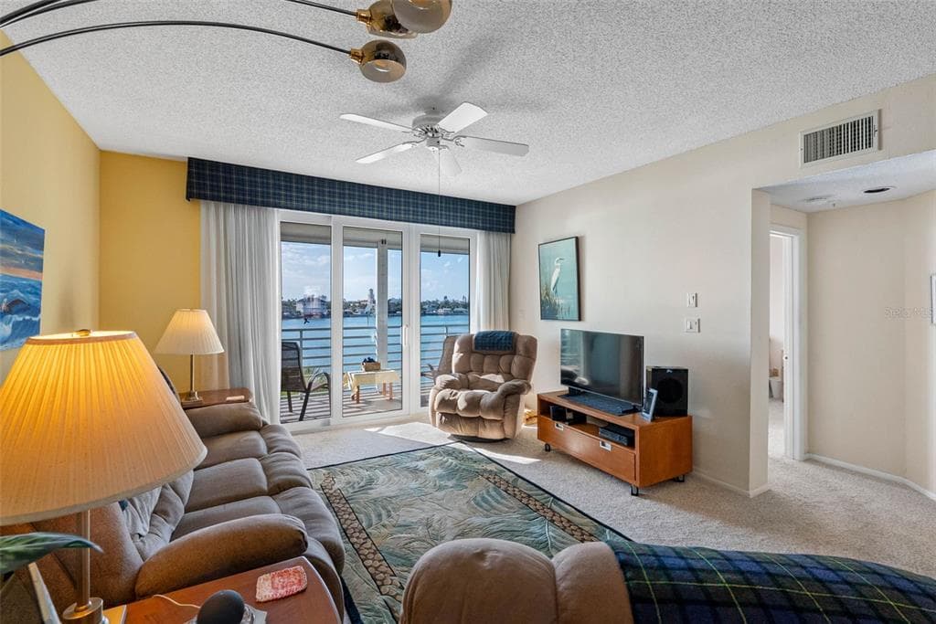 7892 SAILBOAT KEY BOULEVARD Unit 306, SOUTH PASADENA, FL 33707 photo 5