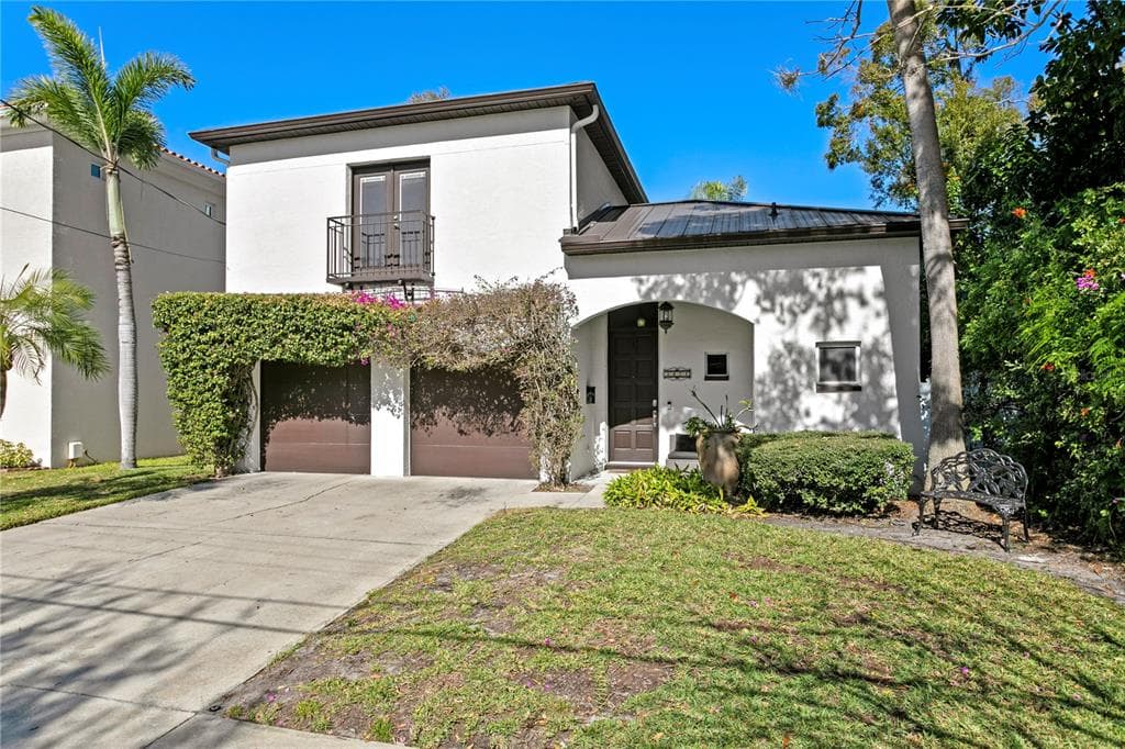 3821 SANTIAGO STREET, TAMPA, FL 33629