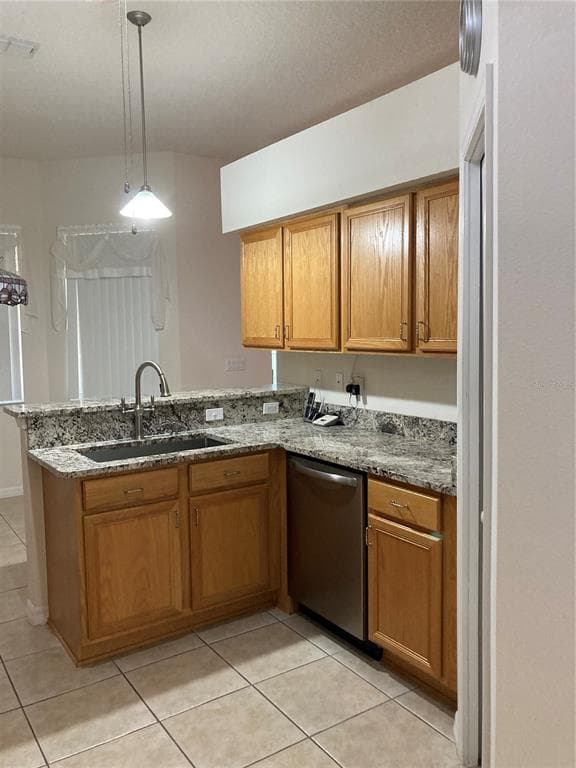 11204 CLEAR OAK CIRCLE, NEW PORT RICHEY, FL 34654 photo 2