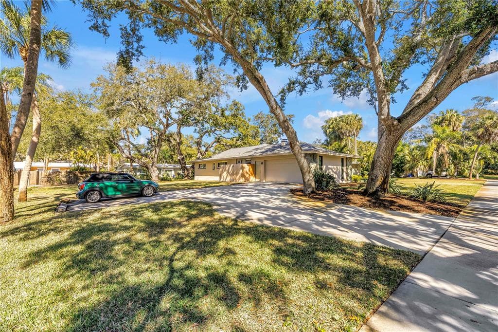 8261 28TH AVENUE, Street PETERSBURG, FL 33710 photo 2