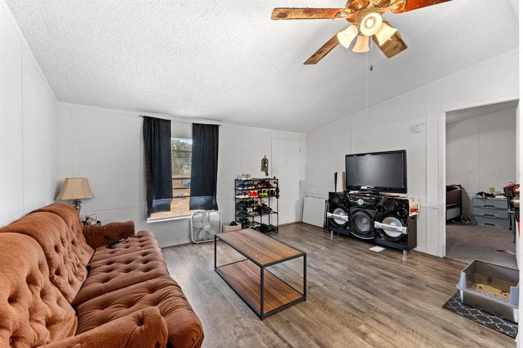 17558 CAUFIELD Road, SPRING HILL, FL 34610 photo 5